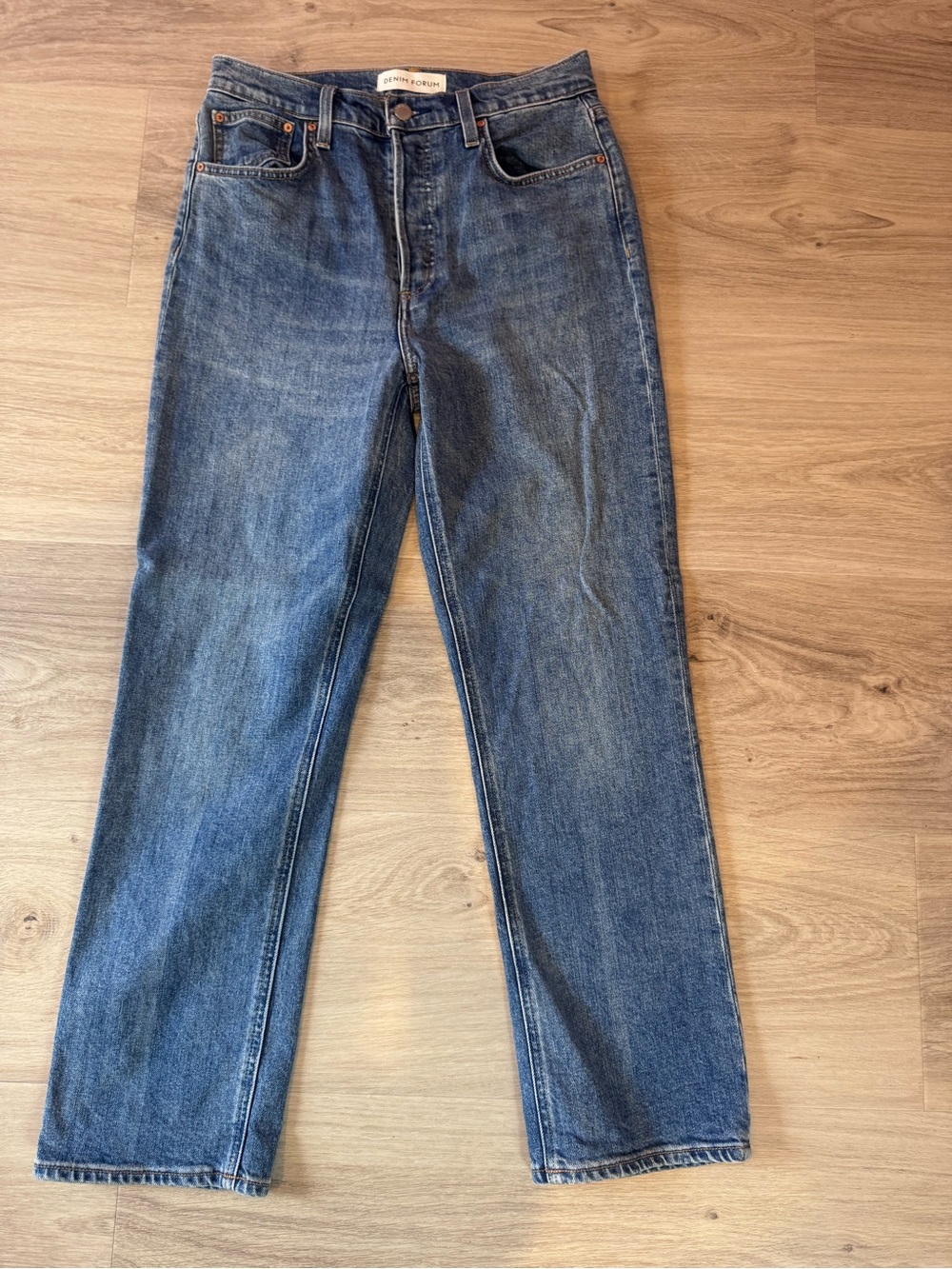 Aritzia Women's Denim Forum The Arlo High Rise Straight 28L Jeans